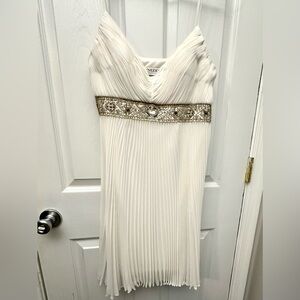 Elegant White Pleated Cocktail Dress - Studio W By Sue Wong